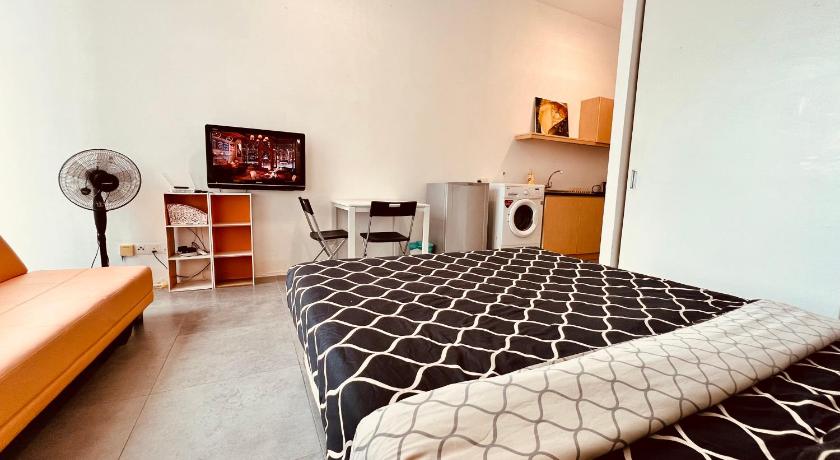 Montana Suite 5, Empire Damansara photo