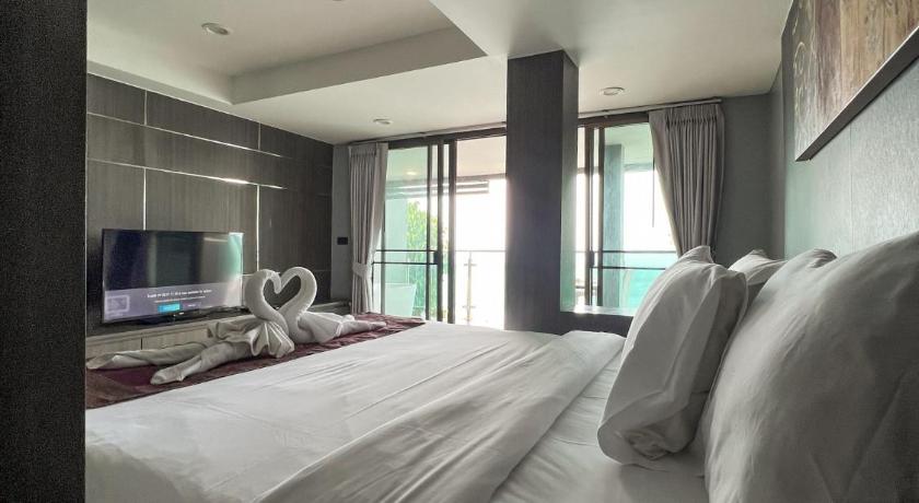 Image of Grand Deluxe Suite 4