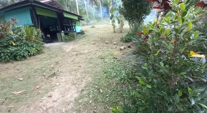 Chaw Koh Chaloklum Bungalow photo