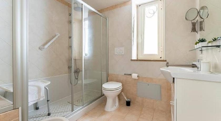 로마 IN ROME IN LOVE IN BIKE 4성급 싱글룸 스위트룸