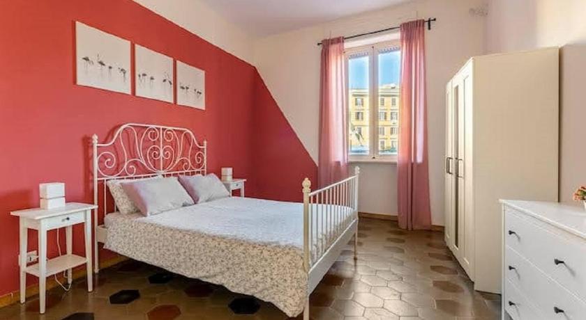 로마 IN ROME IN LOVE IN BIKE 4성급 싱글룸 수영장