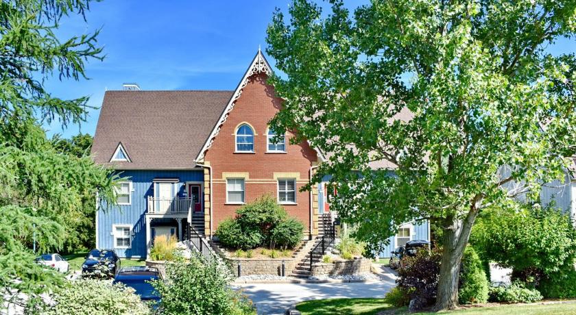 184 Snowbridge Way-Unit 218 photo