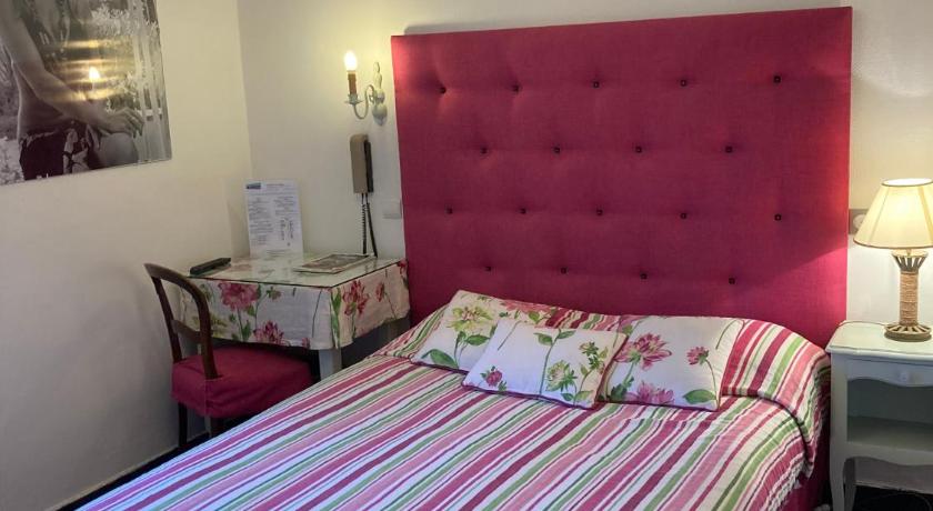 Hostellerie du Passeur - Hotel & Restaurant - Climatisation et Piscine chauffee photo