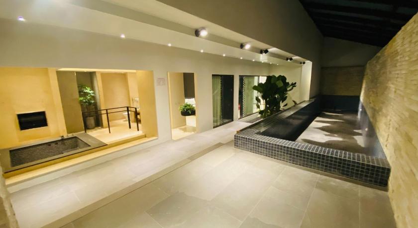 Aquarius Boutique Motel - image 32