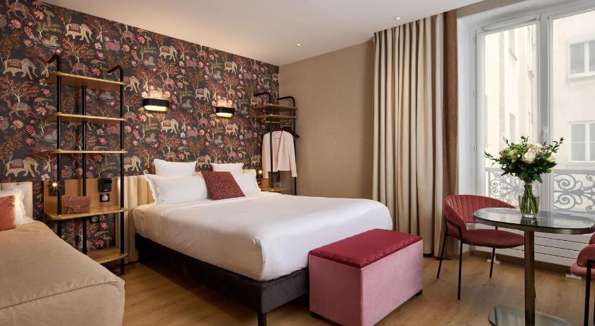 Image of Superior Room 4