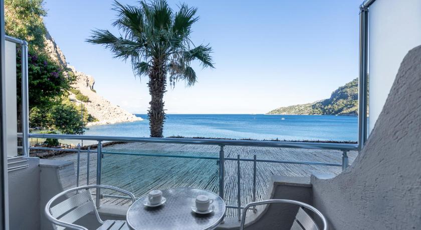 Hotel Mavi Deniz - image 2
