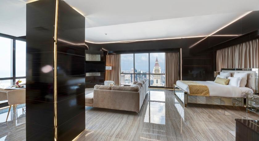 Image of 5 Bedroom Penthouse Suite - 360 Panoramic 360 Sea and Burj Views - Top Floor (72nd) 5