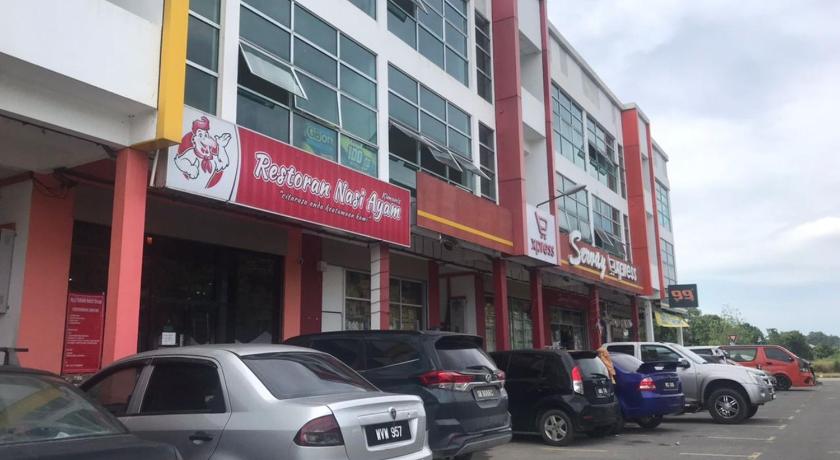 코타키나발루 파파르의 프라이빗 하우스 (950m², 침실 2개, 프라이빗 욕실 1개) (Homestay Kimanis Papar) 2성급 게스트하우스 객실