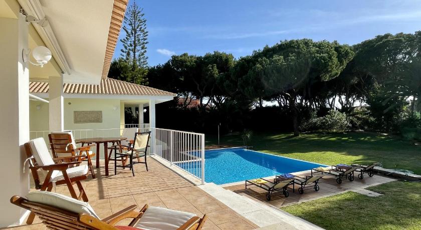 Azaleas - Private Pool - 12 Guests - Vilamoura