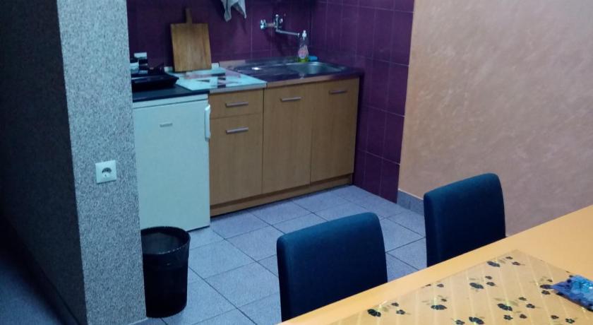 Prenociste DUGA photo