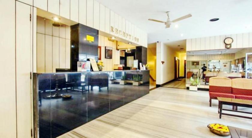 Hotel Pandian photo