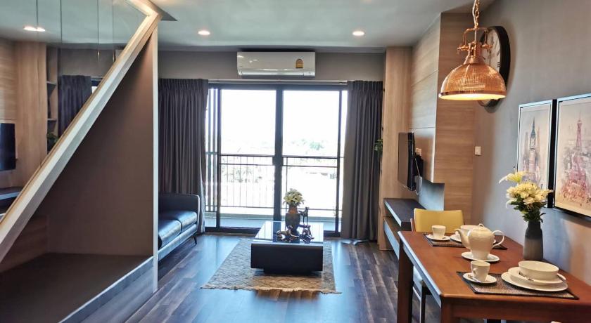 촌부리 Premier Luxe Hotel โรงแรมพรีเมียร์ลักซ์ 4성급 게스트하우스 객실