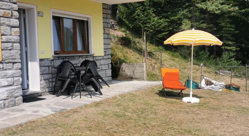 圣玛丽亚马焦雷 Appartamento la Canvetta 4星级 民宿 餐厅