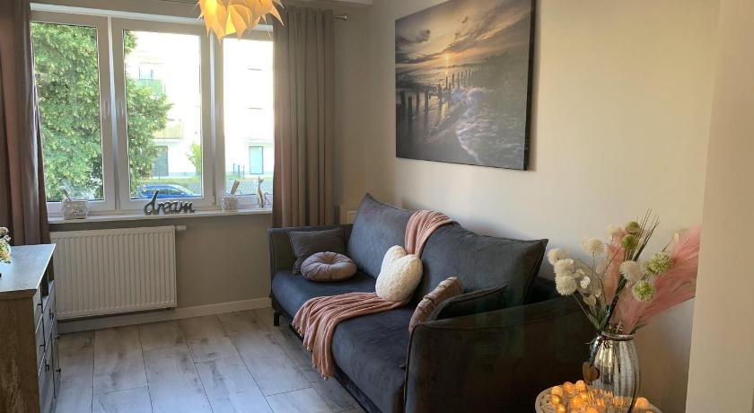 Apartment in Gdansk near Brzezno Pier - image 2