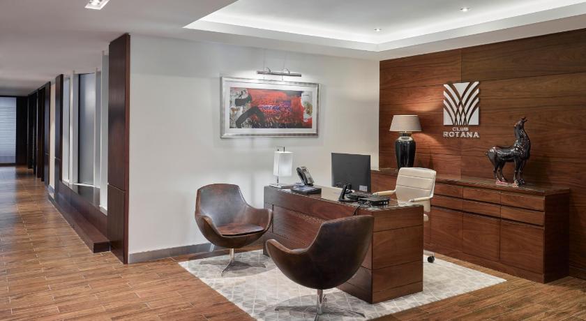 Image of 1-Bedroom Suite - Lounge Access Included 11