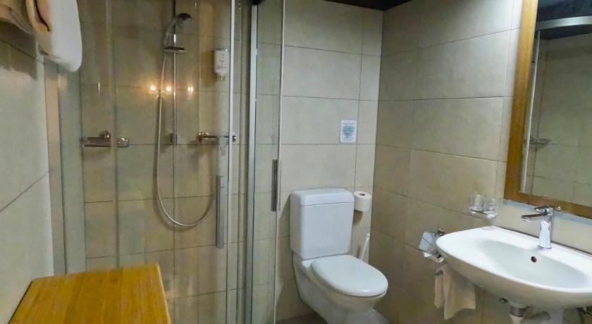 Image of One-Bedroom Suite with Garden View 2