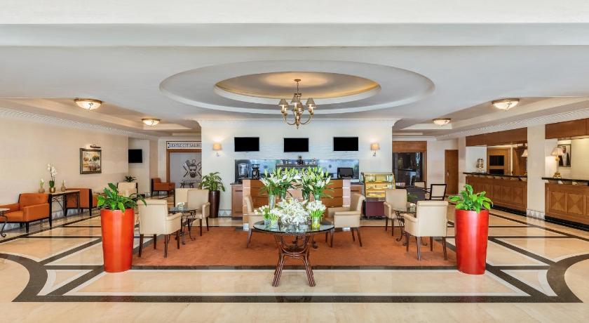 Lobby, Movenpick Hotel Doha in Doha