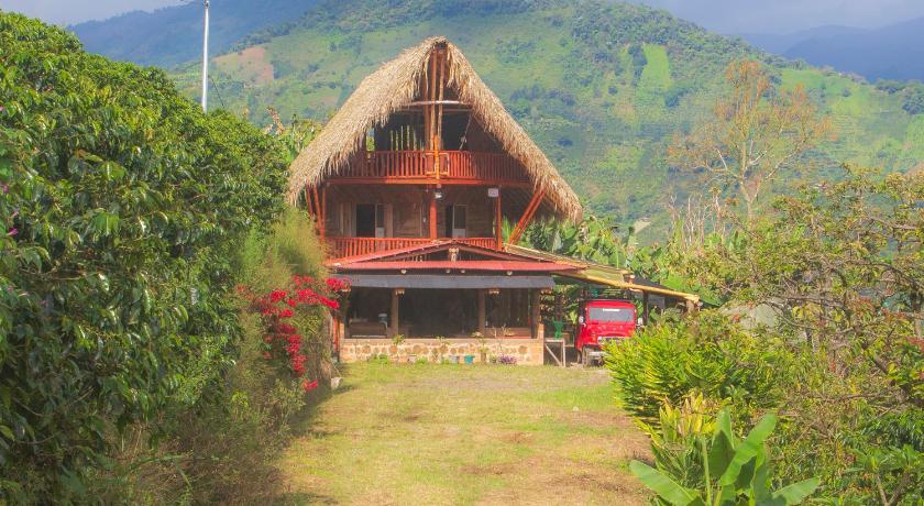 hospedaje rural finca cafetera La Maloka