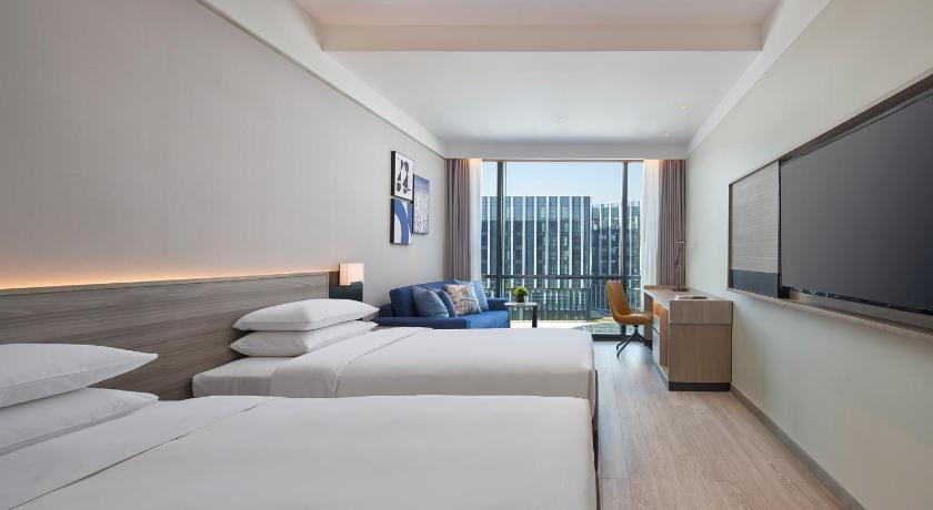 Image of Garden View Two Twin Beds (With Sofa Bed) 0