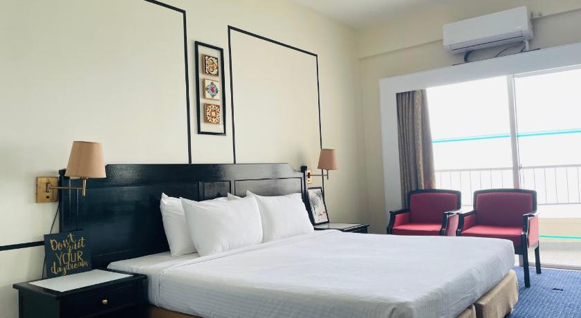 Seaview Suite at Rainbow Paradise photo