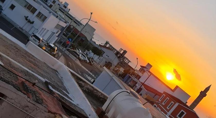Bee Hostel Paphos photo