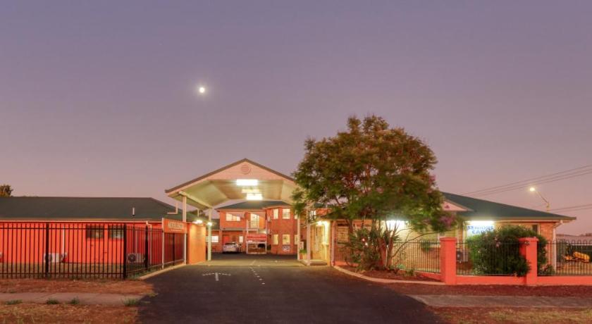 Across Country Motor Inn photo