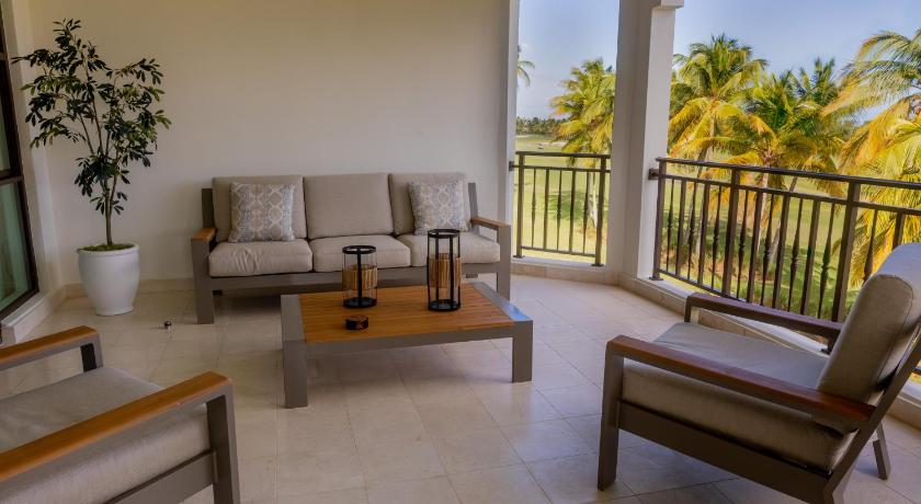The Country Club Residences at Grand Reserve photo