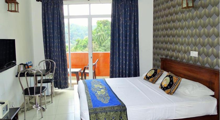 Image of Deluxe Double or Twin Room 4