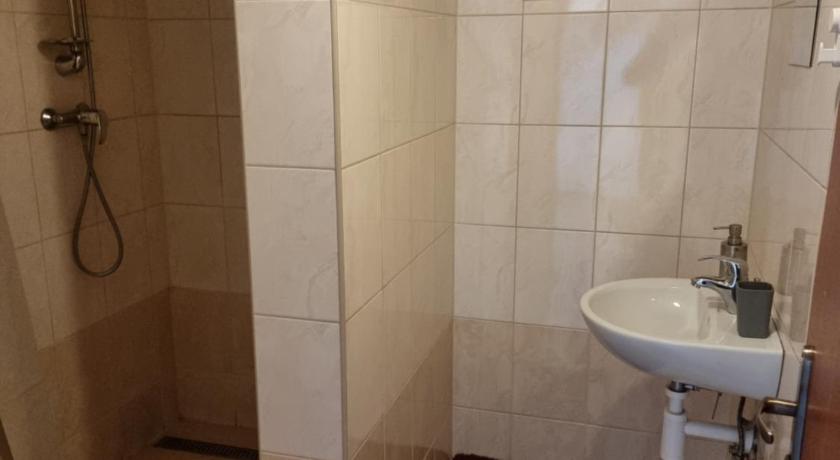 Chata Pod Velkou Racou photo