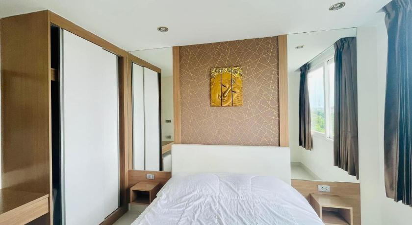 Image of Two Bedroom Apartment 8