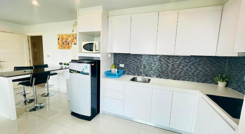 Image of Two Bedroom Apartment 11