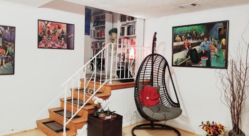 Private Retreat Apartment in DC photo