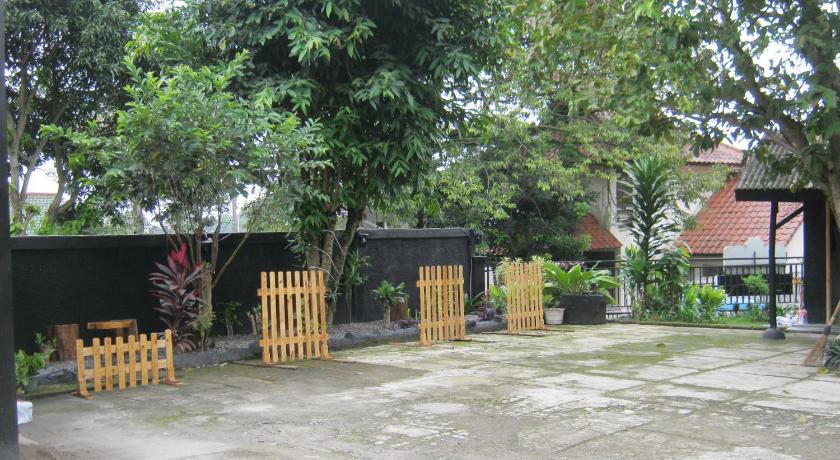 Aqilakost Gadog Puncak Bogor - image 36