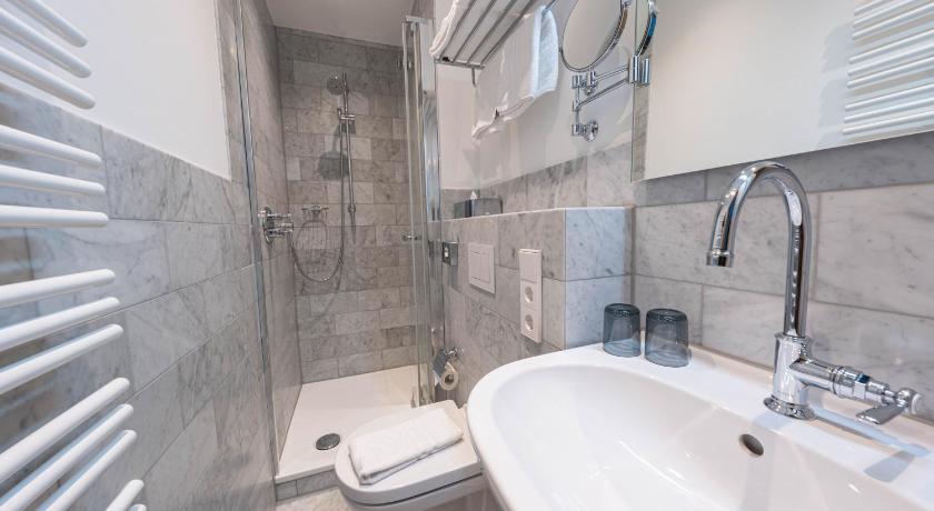 Image of Double Room 2