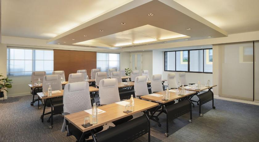 曼谷 PARKROYAL Suites Bangkok 4星级 酒店 外观