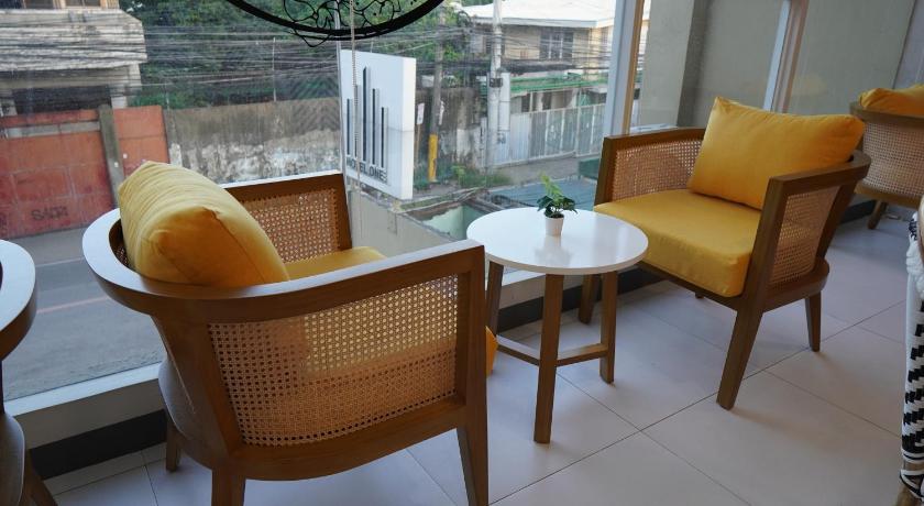 Cebu Hotel One 2-Star Hotel exterior