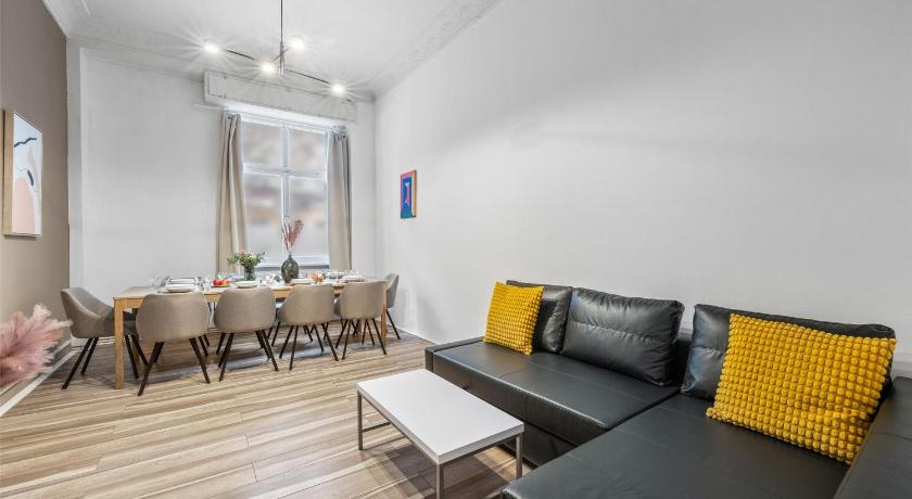 베를린 Holiday 33 Apartment K next to Alexanderplatz, 4 rooms with bathroom & guest toilet 4성급 싱글룸 외관