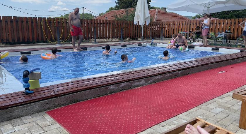 Kompleks Trnovski Vetar photo