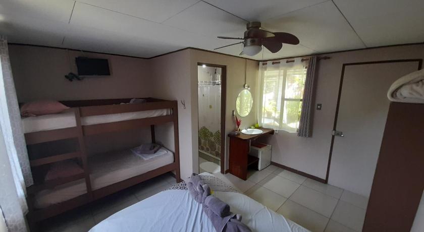 Image of Quadruple Room 1