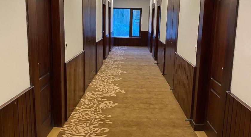 Hotel Barath Ladakh - image 7
