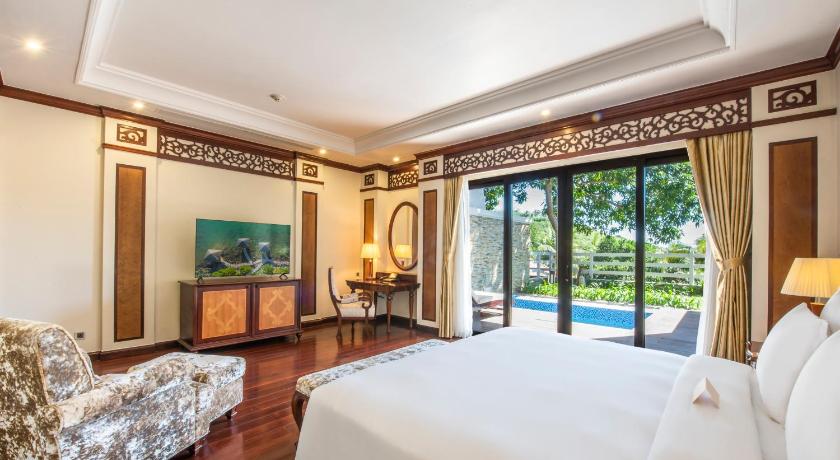 Immagine di Villa Grand su 2 Livelli con Letto Matrimoniale King Size e con Piscina Privata (Grand Duplex Villa with King Bed and Private Pool) 1