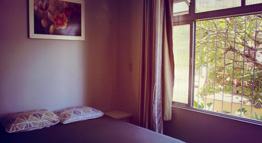 Image of Family Room with Shared Bathroom 1