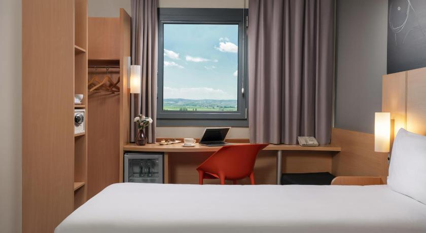Immagine di Camera Doppia con Letti Separati (Twin Room) 1