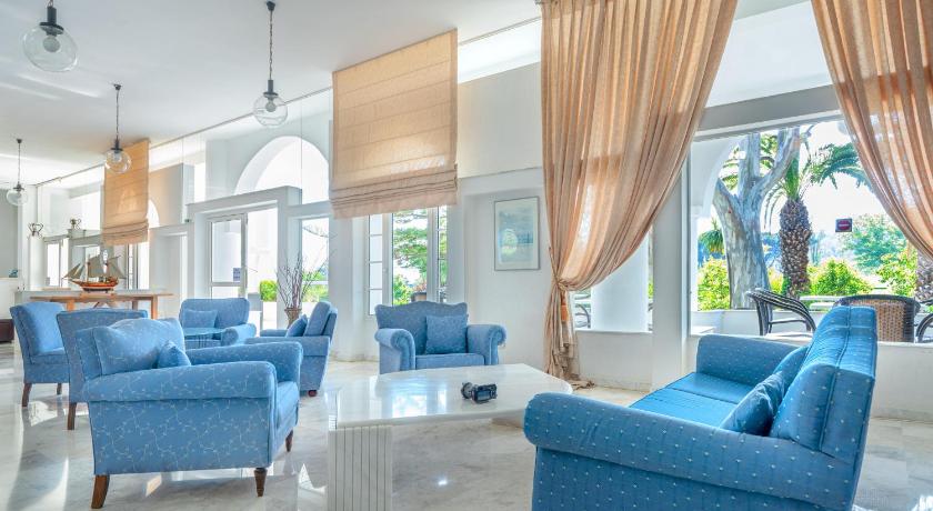 Arco Beach Hotel photo