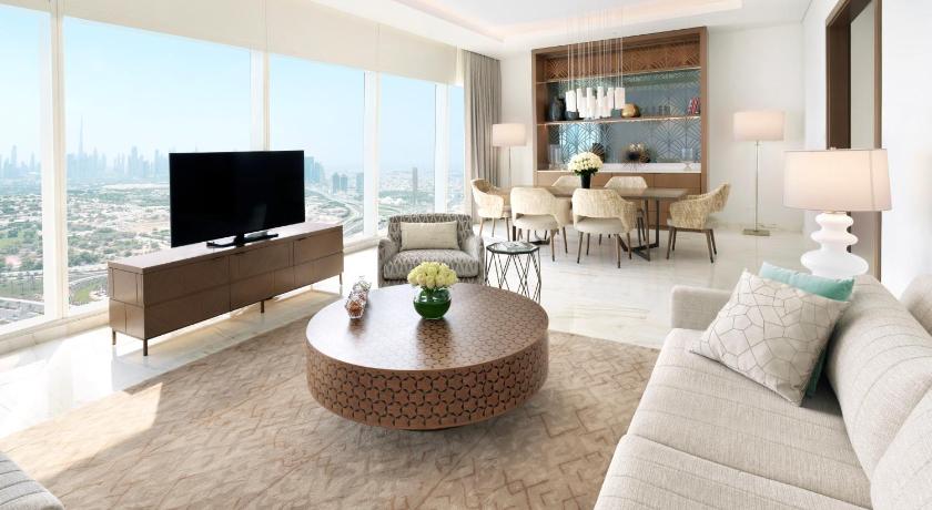 Sofitel Dubai The Obelisk - image 3