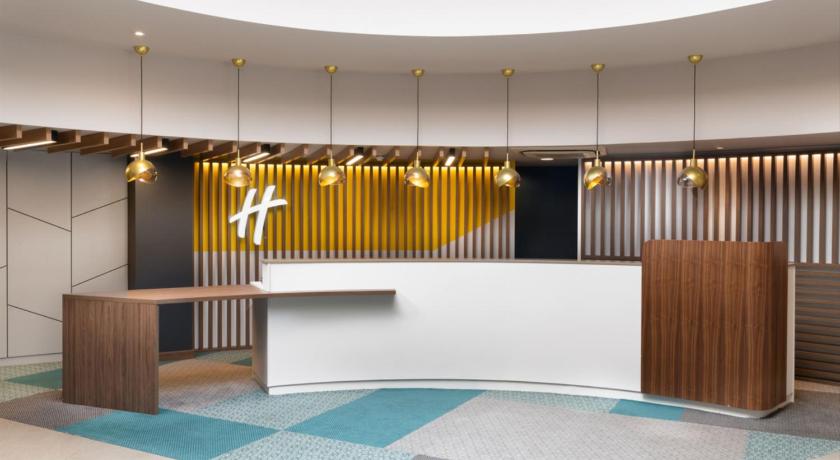 Holiday Inn London Gatwick - Worth photo