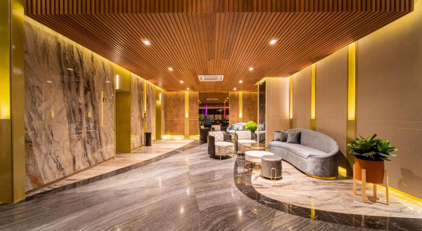 Pentacity Hotel Balikpapan photo