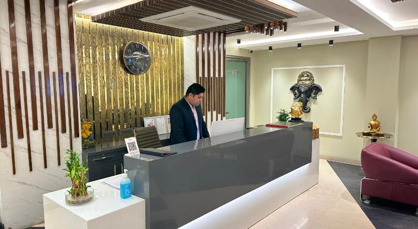 Hotel Rj - Managed by AHG photo