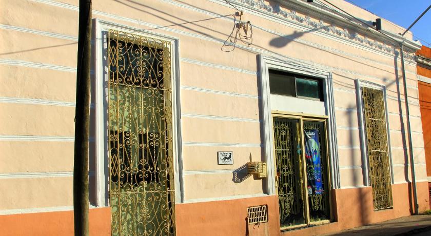 La Pantera Negra — Hotel in Merida