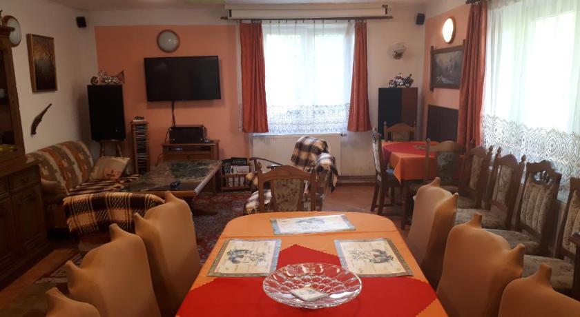 塞德莱茨-普尔奇采 Chalupa, 3x apartmany, 11 luzek. 4星级 民宿 餐厅